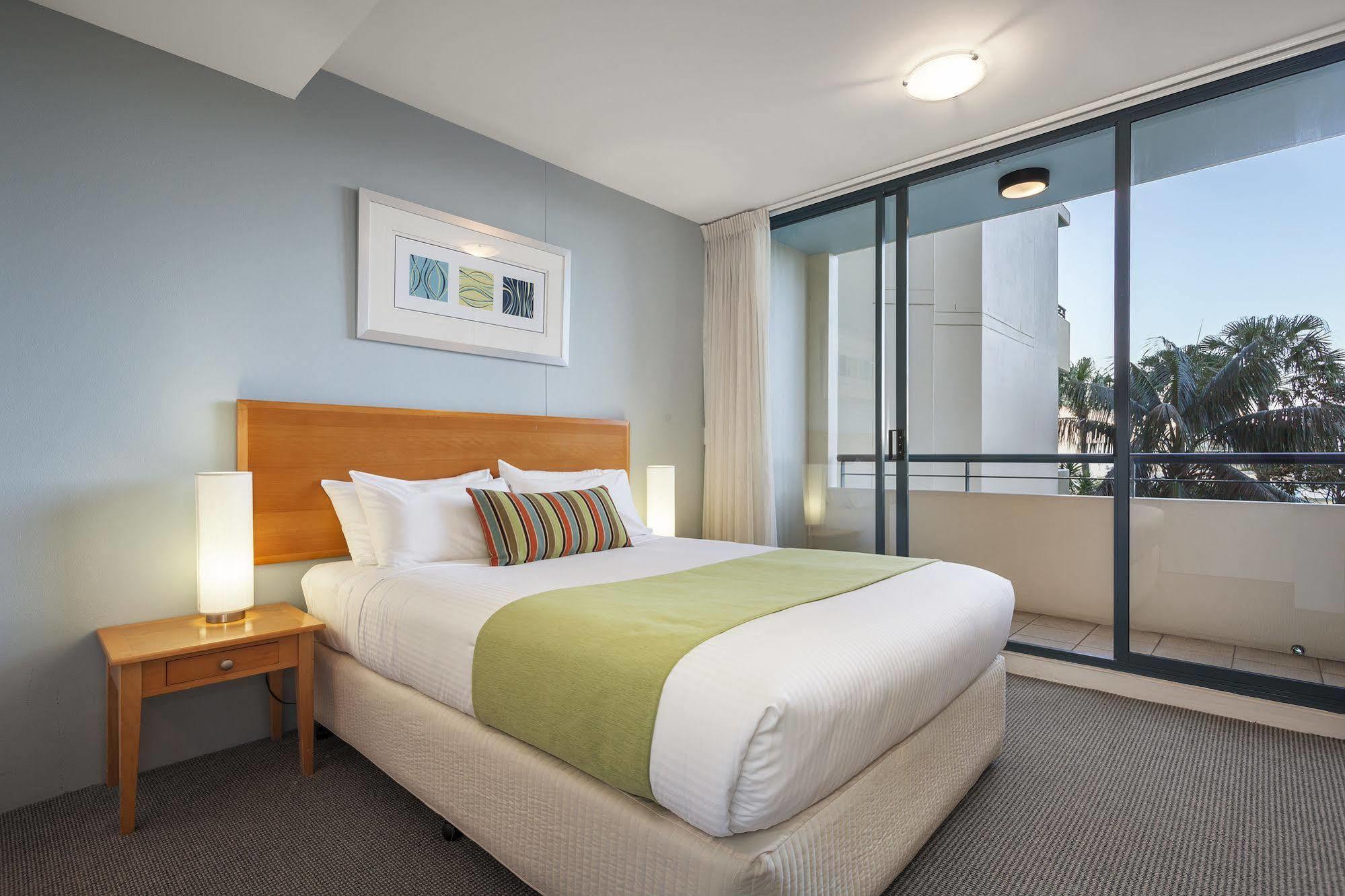 Quest Aparthotel 4*